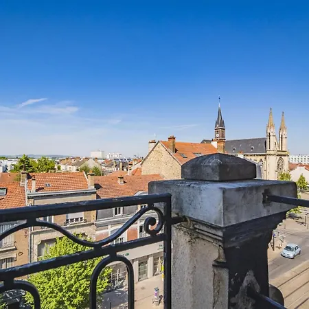 Blue Velvet Reims